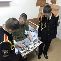 В гостях у героя