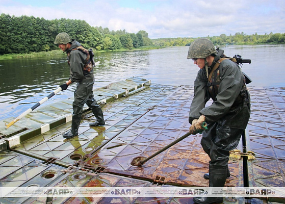 В понтонно-мостовом батальоне 557-й инженерной бригады продолжается полевой выход