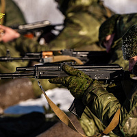 Занятия по огневой подготовке с курсантами Военной академии