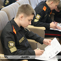 Военнослужащие, курсанты высших военных учебных заведений страны и суворовцы присоединились к акции «Диктант Победы»