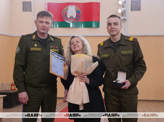 Церемония проводов в запас военнослужащих 483 обоо командования ВВС и войск ПВО