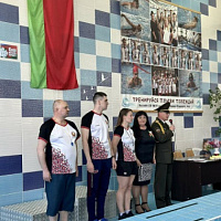 С праздником!