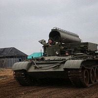 Продолжают выполнять задачи