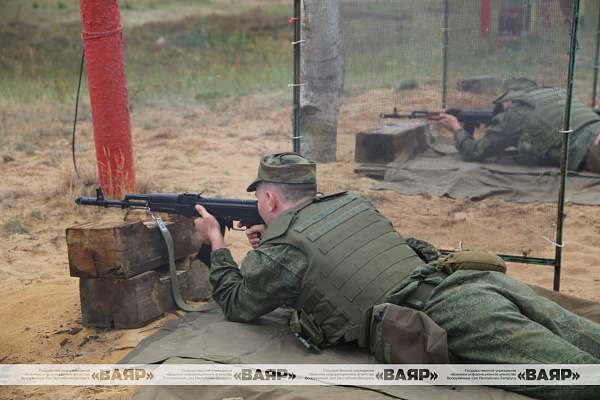 Проходит сбор с военнообязанными, призванными из запаса в состав территориальных войск