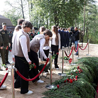 Церемония перезахоронения останков жертв Великой Отечественной войны