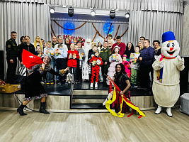 Военнослужащие 65-й автомобильной и 36-й дорожно-мостовой бригад приняли участие в акции «Наши дети»