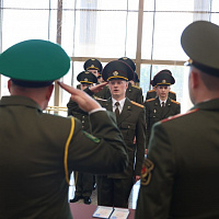 Во Дворце Республики прошел выпуск 70 офицеров 