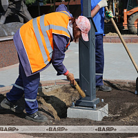 Завершаются монтажные работы по установке памятника, посвященного советским пограничникам