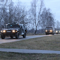 Военнослужащие из числа нового пополнения совершают 50-километровые марши