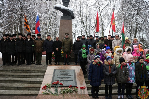Наследники Великой Победы свято чтят традиции