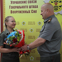 Поздравили с победой