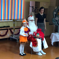 …И сияли улыбки на лицах