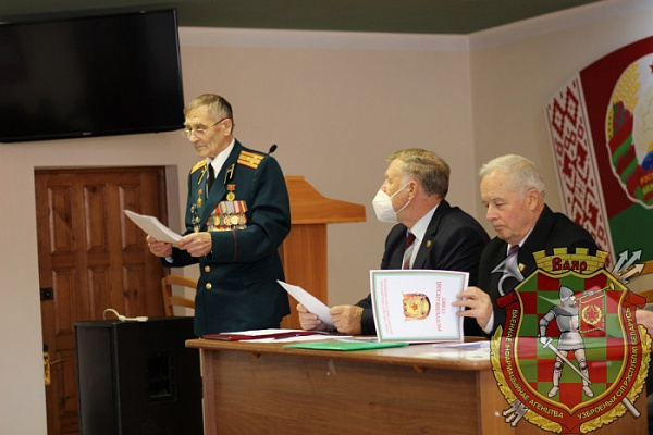 Для страны патриотов растят