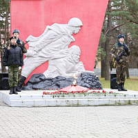 Воспитывая патриотов