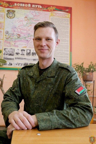 Офицер, специалист и счастливый отец!