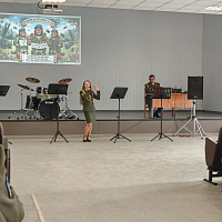  Командование 147 зрп поздравили представительниц прекрасного пола с предстоящим праздником