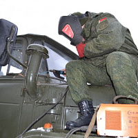 Вооружение и техника – в умелых руках