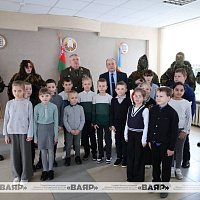 Представители транспортных войск посетили среднюю школу № 1 города Любани