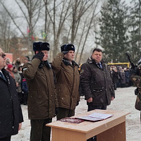 Вчерашние мальчишки стали защитниками Родины