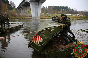 Военные инженеры пришли на помощь гродненцам