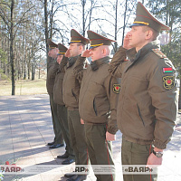 Командный состав тыла Вооружённых Сил возложил цветы к обелиску погибшим военнослужащим и гражданским лицам