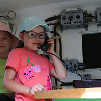 Военнослужащие 36-й дорожно-мостовой бригады устроили праздник воспитанникам Жодинского социально-педагогического центра