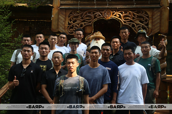  Участники совместной антитеррористической тренировки Беларуси и Китая посетили Национальный парк «Беловежская пуща»