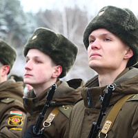 В 11 омбр более 200 новобранцев произнесли слова клятвы на верность Родине