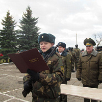 Новобранцы приняли Военную присягу в радиотехнической бригаде 