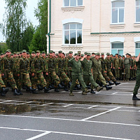 В 11 омбр чествовали участников парада