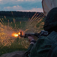 С военнослужащими проходят занятия по боевой подготовке