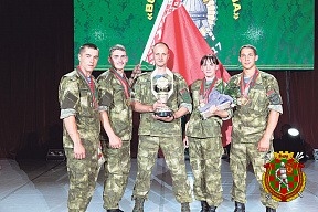 За наших военных краснеть не приходится