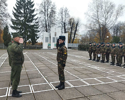 С честью и достоинством – в запас