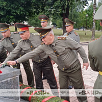 Это нужно живым…