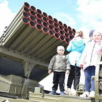 Юбилей гвардейцев - праздник для горожан