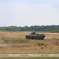 С упором на практику