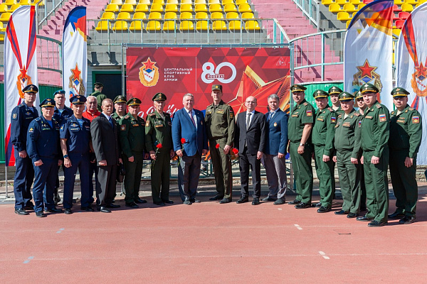 В Самаре стартовал чемпионат Вооружённых Сил по офицерскому троеборью