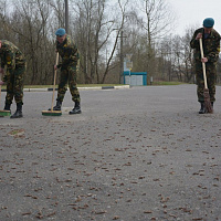 Трудятся брестские десантники