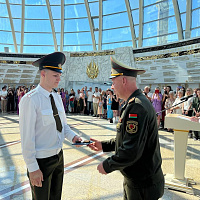 Торжественное вручение дипломов выпускникам военно-медицинского института в БГМУ