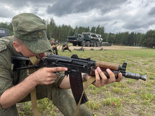 Занятия с военнослужащими 377 зрп