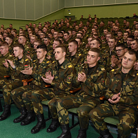 В 72 ОУЦ чествовали военнослужащих, увольняемых в запас