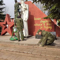Военнослужащие 60-го отдельного полка связи приняли участие в республиканском субботнике