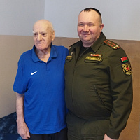  Военнослужащие продолжают принимать участие в республиканских новогодних благотворительных акциях