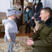 Дарим тепло детям