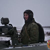 Огонь, батарея! Огонь, дивизион!