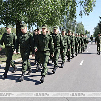 Новобранцы 30 ождбр осваивают азы военной науки