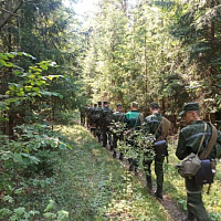 Продолжая осваивать азы военного дела