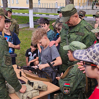 В 120 омбр завершилась смена спортивно-патриотического лагеря «Гвардейцы»
