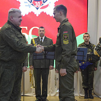 Генерал-майор Юрий Шаплавский поблагодарил увольняемых в запас военнослужащих срочной службы