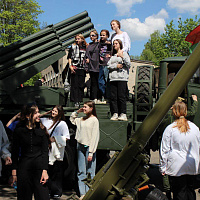 Праздник ветеранов и молодёжи